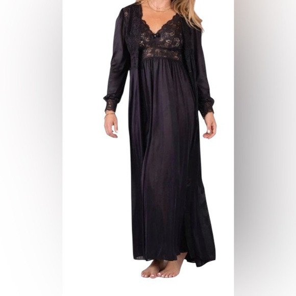 2- Shadowline Women's Nightgown Black Long Lace Bodice Silhouette Silky Nylon  L - Picture 2 of 16